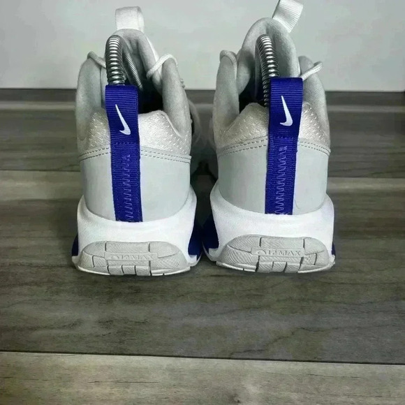 Nike Airmax Interlock White Shoes Womens 7 Blue Running Walking Gym sneakers - Picture 5 of 7